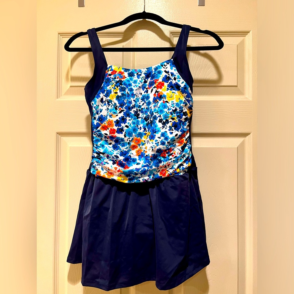 Shape Solver Square Neck Skater Swimdress Skip to my Blues Swimsuit 10 NWT